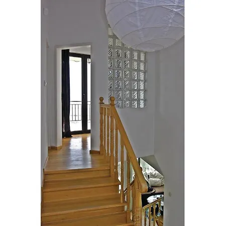 Holiday Nessebar Rodopi Str. Ваканционна къща